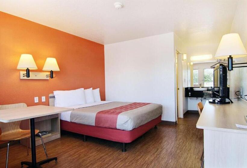 장애인을 위한 스탠다드 룸, Motel 6 San Angelo, Tx