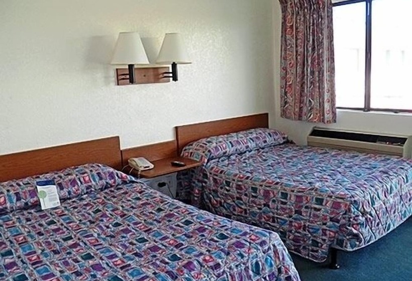 Номер Стандарт 2 Двуспальные Кровати, Rodeway Inn Fort Smith I 40