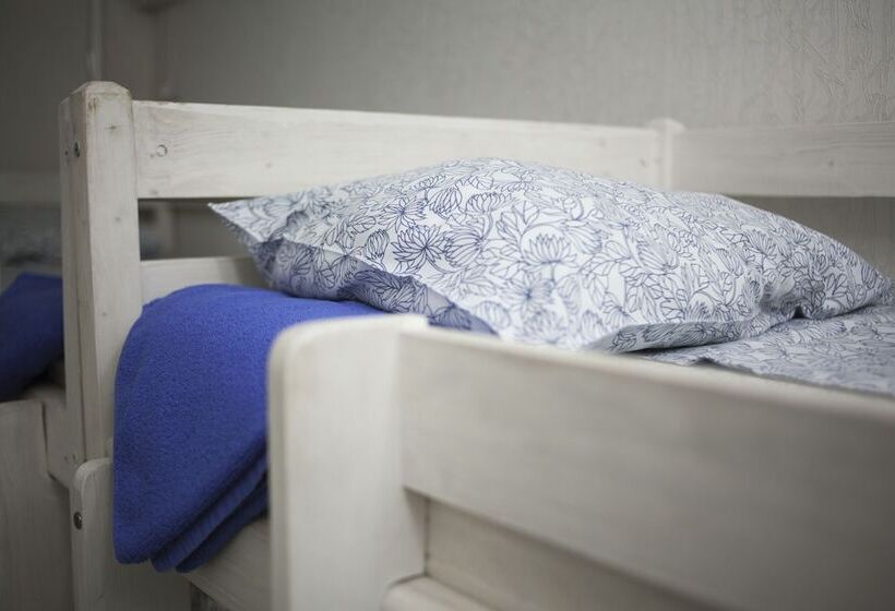 ルームシェアのワンベッド, Piterstay Hostel