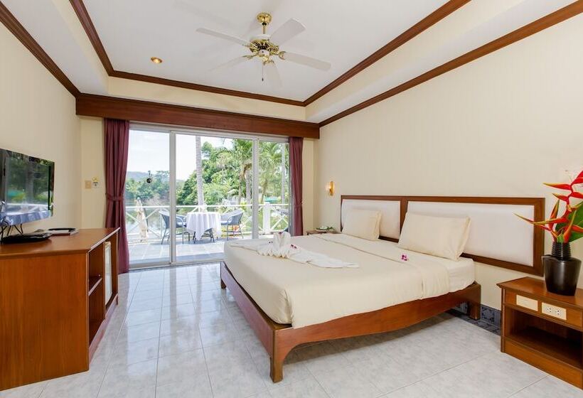 レイクビューデラックスルーム, Serenity Lakeside Resort