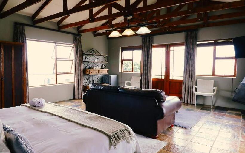 Люкс Повышенной Комфортности, Sea Whisper Guest House
