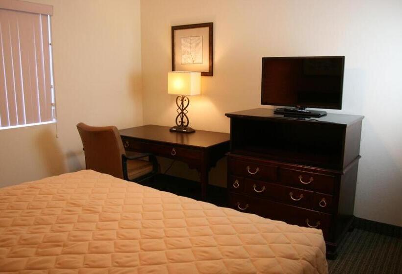 Люкс Кровать Кинг, Affordable Suites  Fayetteville/fort Bragg