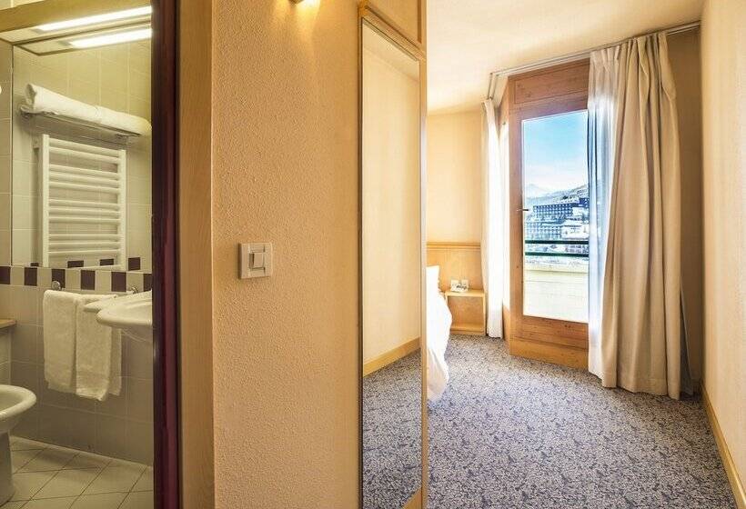 스탠다드 트리플 룸, Club Uappala Sestriere