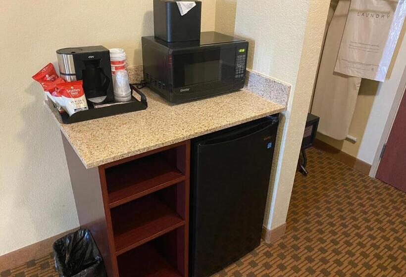Стандартный Номер Кровать Кинг, Cobblestone Hotel & Suites   Broken Bow