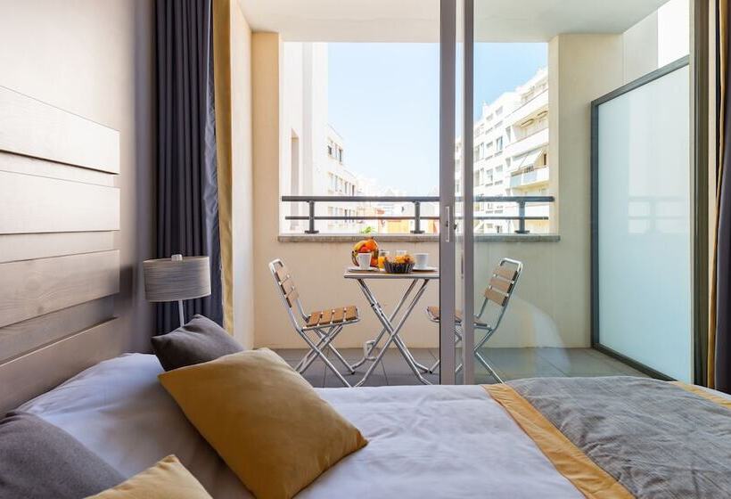 Студия Стандарт, Lagrange Vacances Les Patios Eugenie