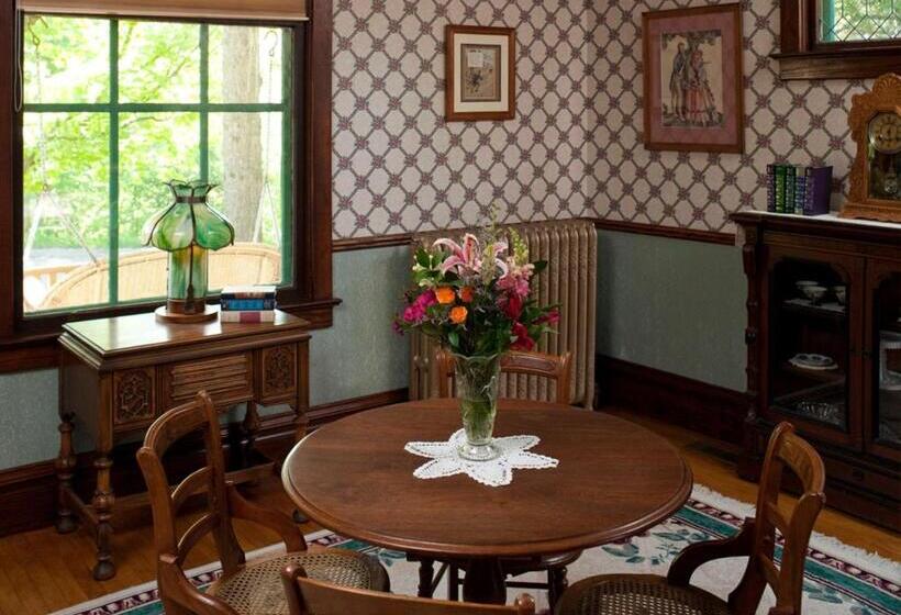 스탠다드 룸 킹사이즈 침대, Old Rittenhouse Inn