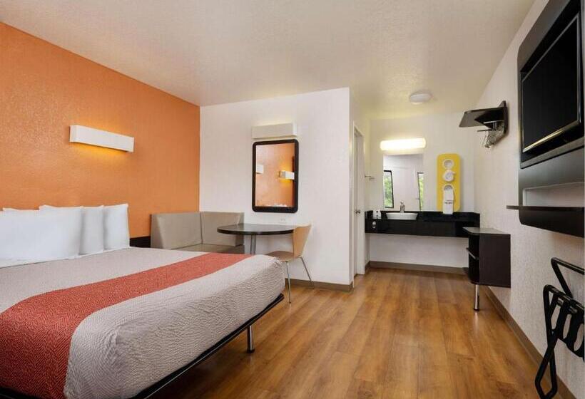 Номер Стандарт, Motel 6 Camarillo, Ca