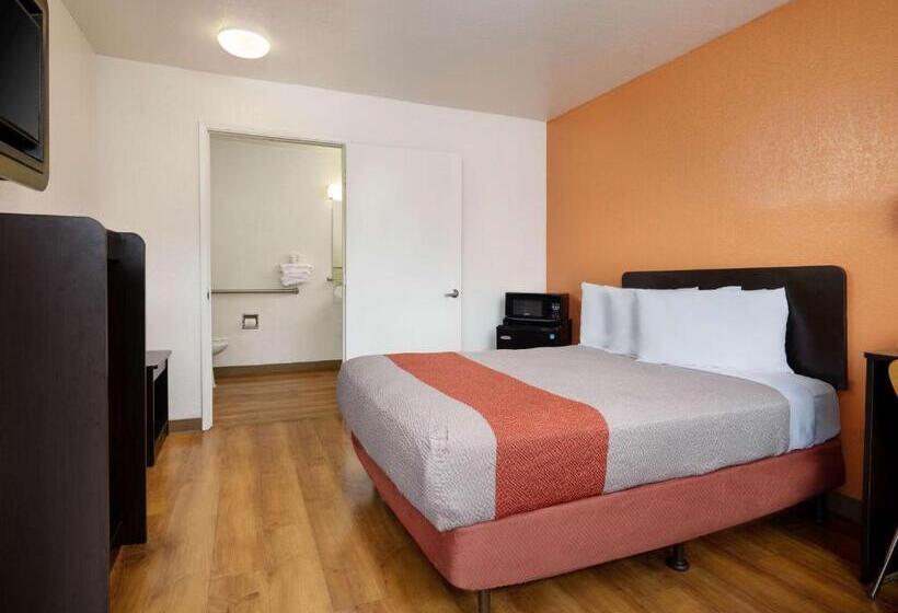 Номер Стандарт Адаптированный для Инвалидов, Motel 6 Camarillo, Ca