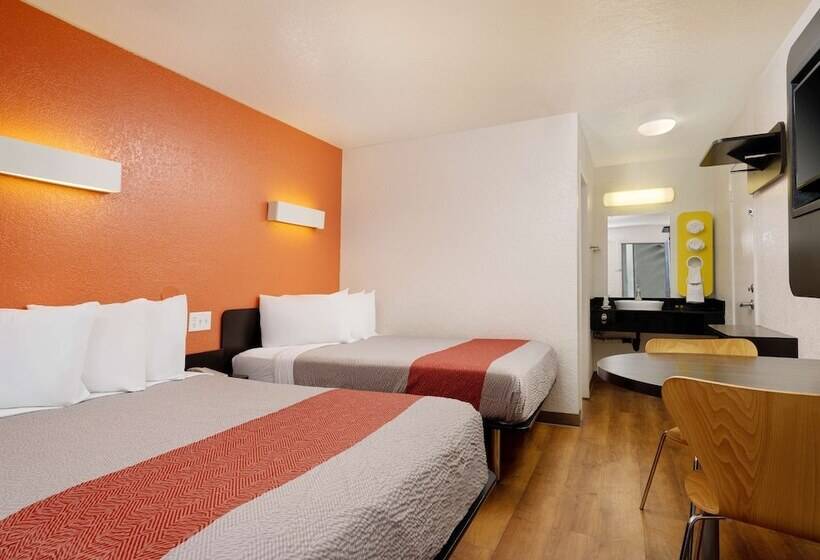 Номер Стандарт 2 Двуспальные Кровати, Motel 6 Camarillo, Ca