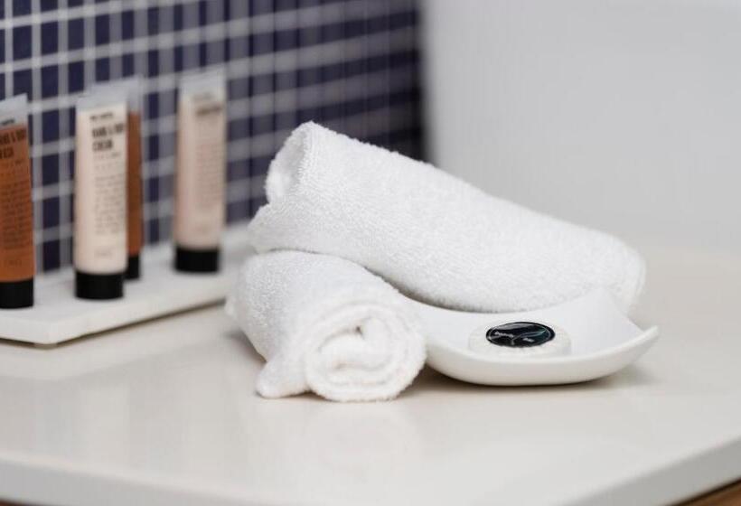 스탠다드 스튜디오, Oaks Vue Suites Geelong