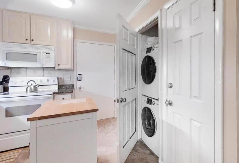 Апартаменты 2 Спальни, Fiddlers Cove 22j