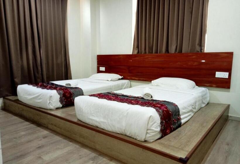 Номер Deluxe, Mass Hotel Mentakab