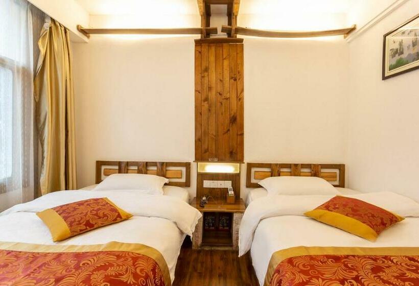 Номер Стандарт, Destination Youth Hostel