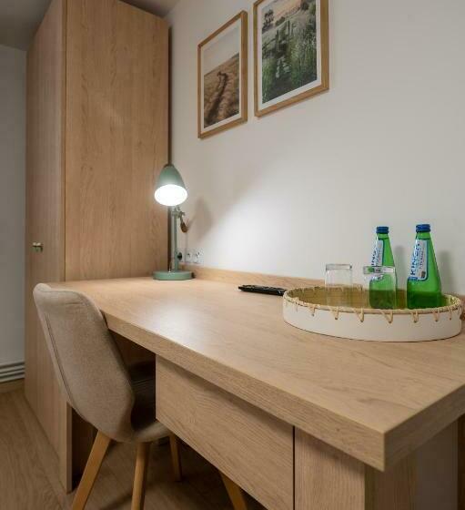 スタンダードルーム, Szumi Las Events & Apartments