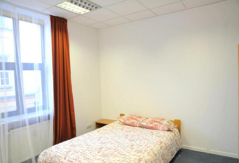 اتاق اکونومی, Erasmus Rooms Genius
