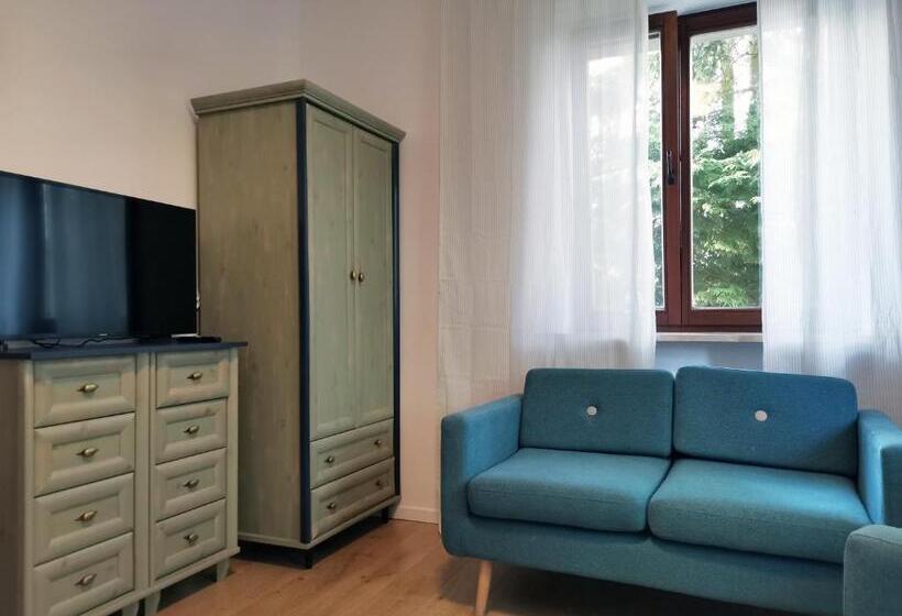 Номер Стандарт Трехместный, Ohotelik Pensjonat W Poniatowej