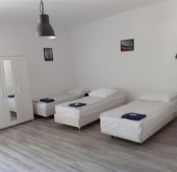 Номер Стандарт Трехместный, Apartamenty Retro