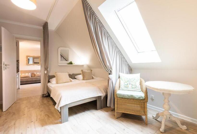 Люкс 2 Спальни, Apartementy   Weranda   Z Ogrodem W Centrum