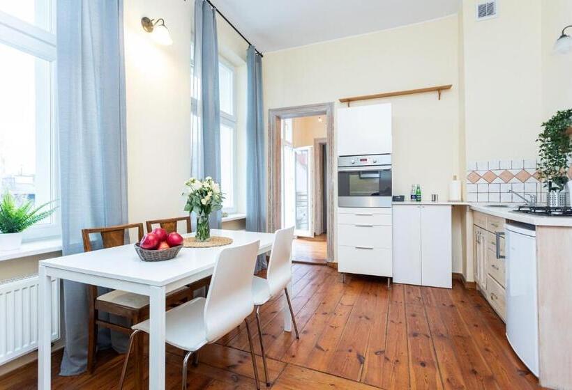 آپارتمان 1 خوابه با بالکن, Riviera Residence Apartments
