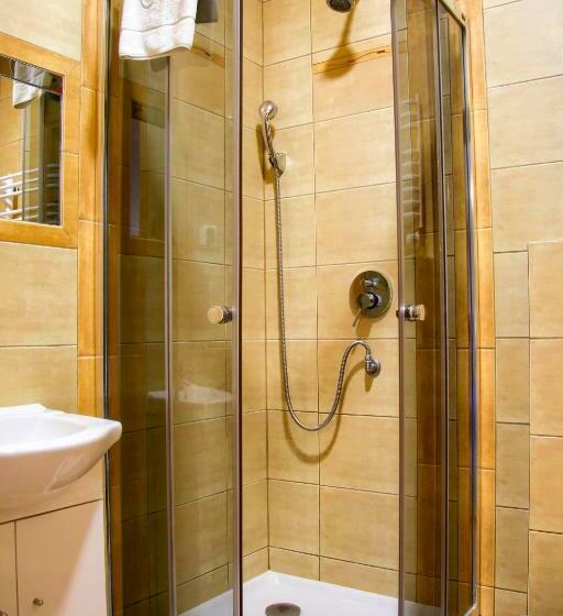 Номер Стандарт Трехместный, Dw Pod Jaworami   Relaks W Spa   Jacuzzi, Sauna Na Wyłączność
