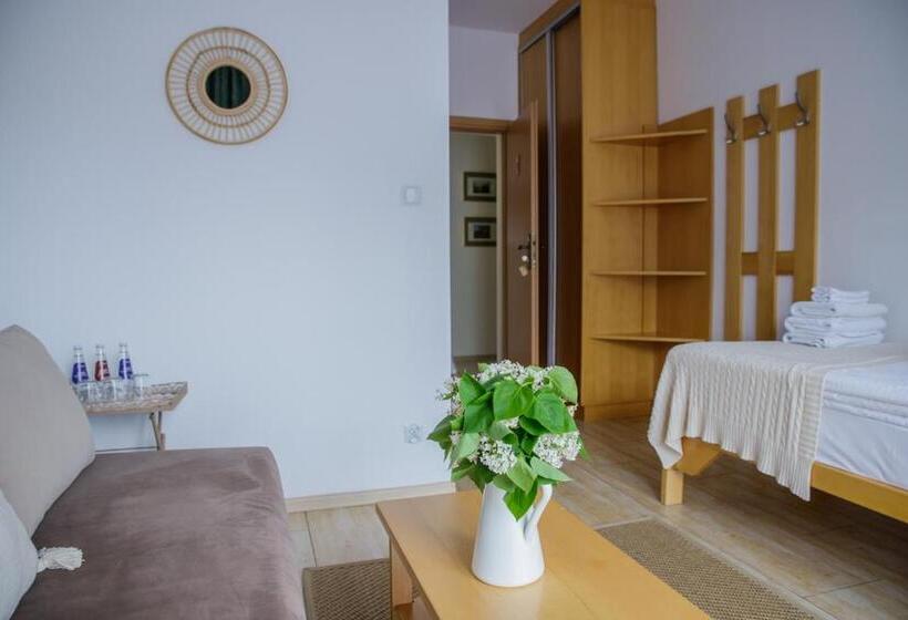 Quarto Triplo Estandar com Sacada, Cudne Manowce