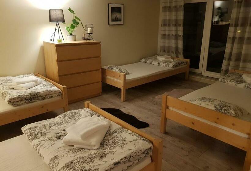 Четырехместный Номер Стандарт, Noclegi Jaworzno
