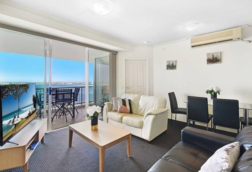 2ベッドルームアパートメント, Crystal Bay On The Broadwater