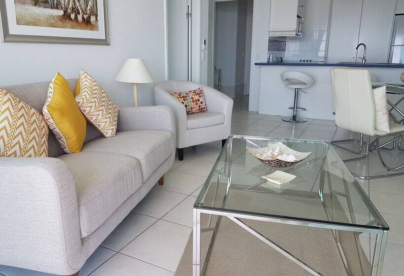 Апартаменты Deluxe 2 Спальни, Crystal Bay On The Broadwater