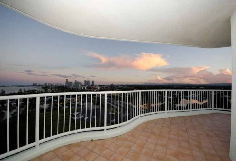 Апартаменты 3 Спальни, Crystal Bay On The Broadwater