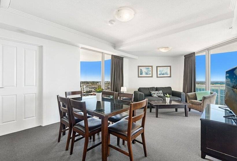 Апартаменты 3 Спальни, Crystal Bay On The Broadwater