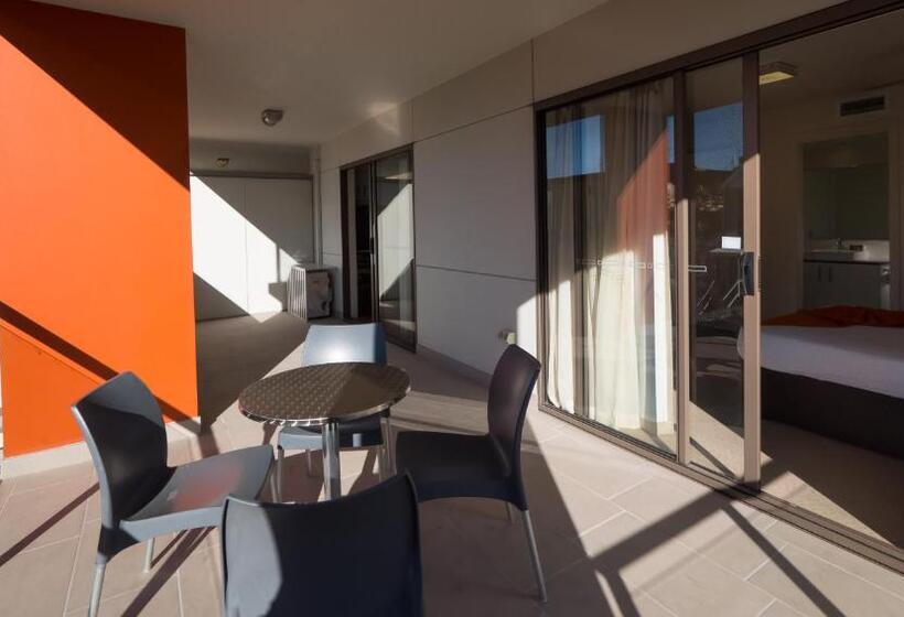 Люкс 2 Спальни, Essence Apartments Chermside