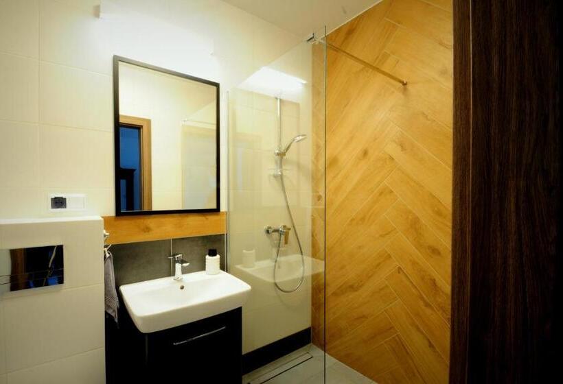 Семейный Номер, Czarna Dama Apartamenty