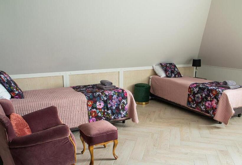 Люкс 2 Спальни, Czarna Dama Apartamenty