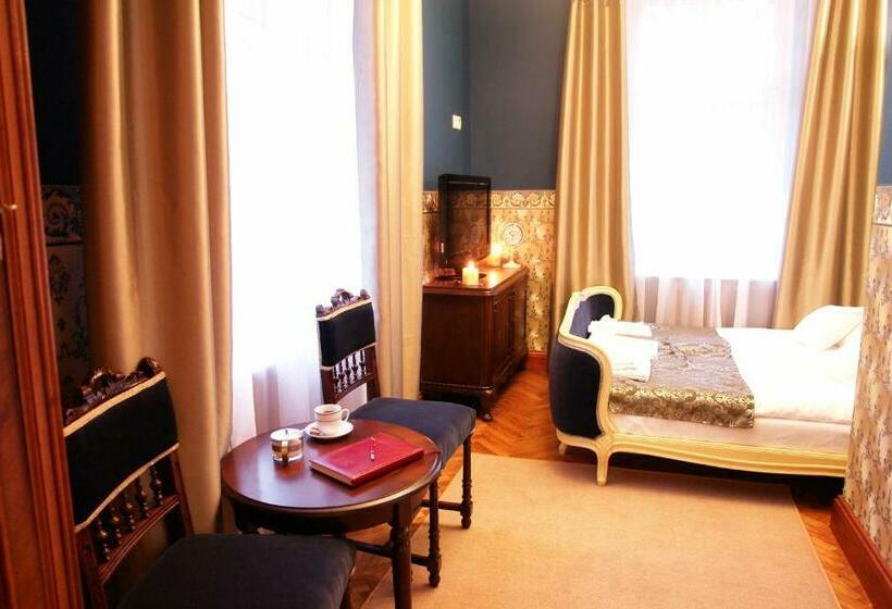 Quarto Basic, Willa Kraj