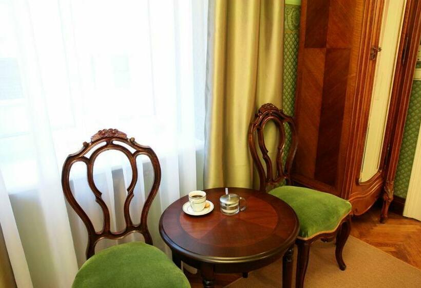 Quarto Basic, Willa Kraj