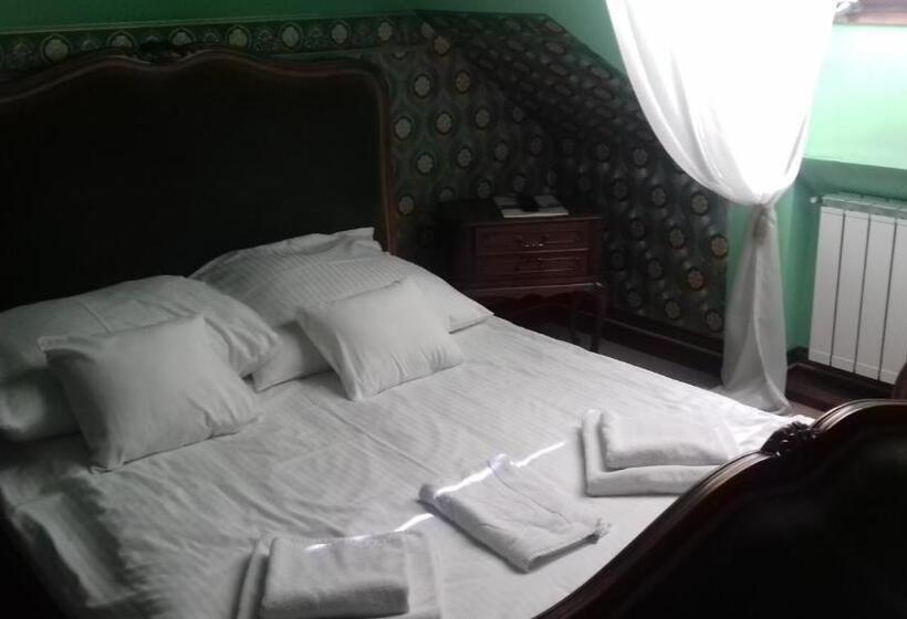 Quarto Basic, Willa Kraj