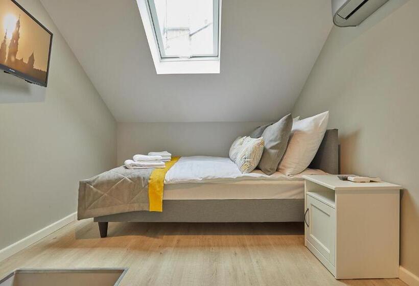 آپارتمان دوبلکس 1 خوابه, Florianska 32 By Pi Apartments