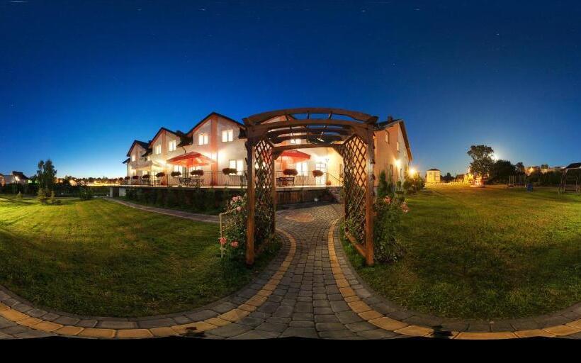 Апартаменты 1 Спальня, Restauracja Rywa Verci