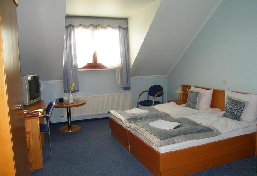 标准间, Restauracja Tawerna Gliwice