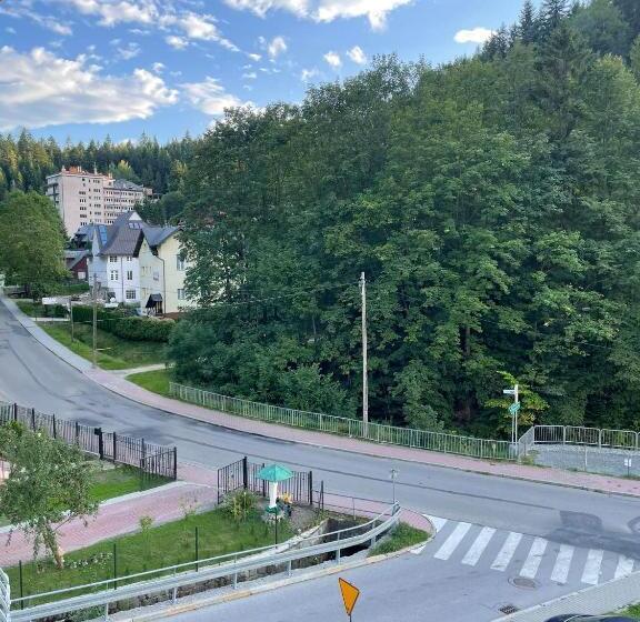 Трехместный Номер Стандарт с Балконом, Pensjonat Szach