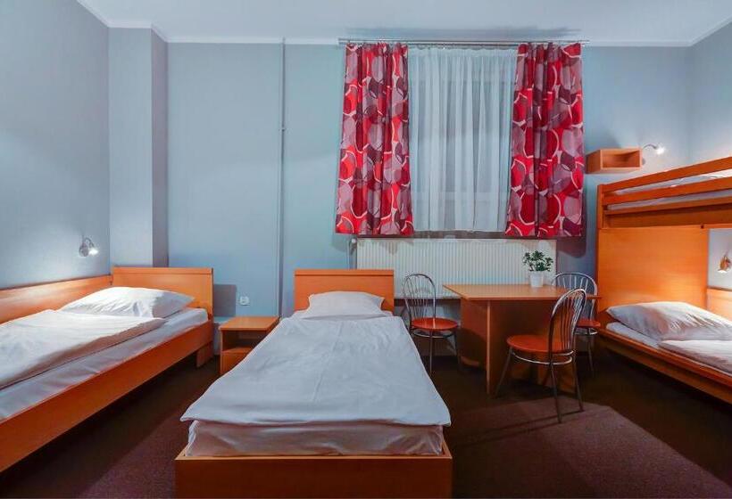 اتاق استاندارد چهار تخته, Hostel Evotel