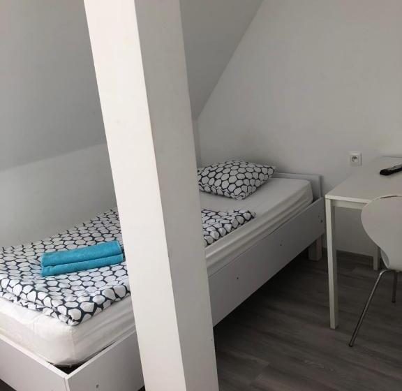 Номер Стандарт Индивидуальный, Hostel Przed świtem