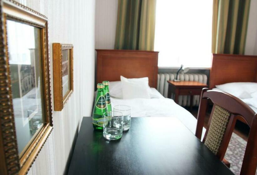 Quarto Estandar, Pensjonat Irena