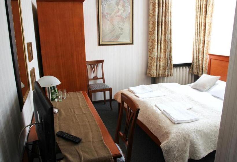Quarto Estandar, Pensjonat Irena