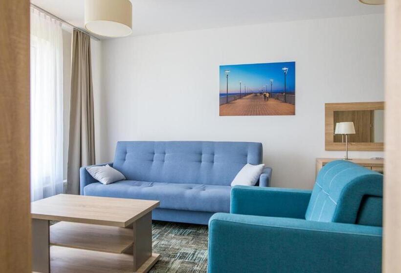 Family Suite, Siesta
