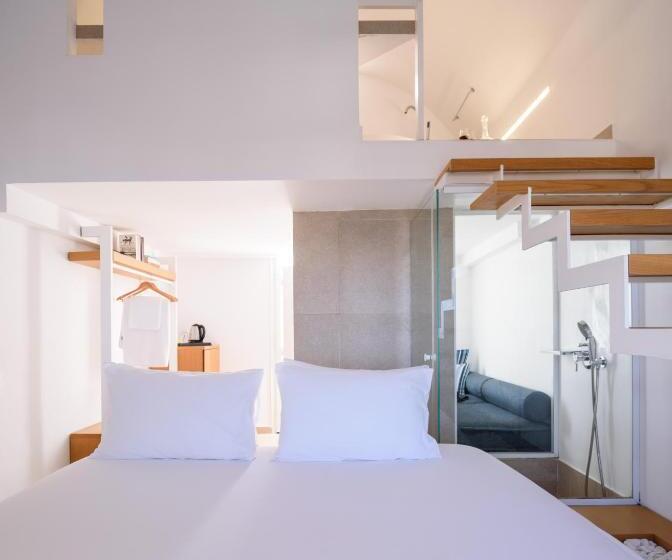 带按摩浴缸和海景的套房, Muses Cycladic Suites