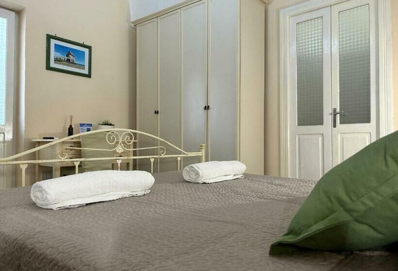 Номер Стандарт Трехместный, Meta Salento Rooms