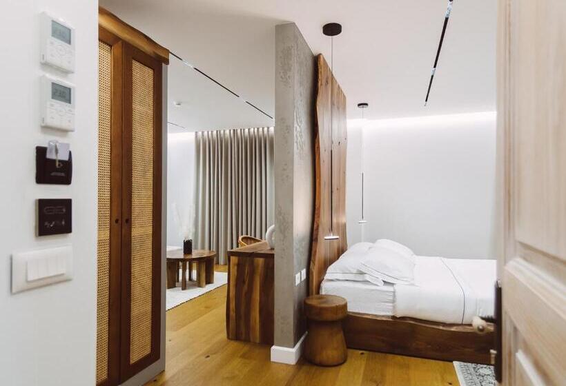 자쿠지 스위트, Le Fouquet Boutique