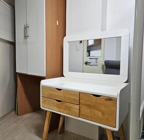 חדר סופריור, Hub House Livingtel