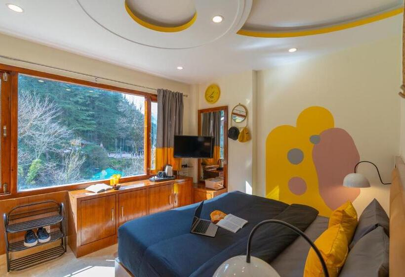 Номер Стандарт, The Hosteller Kasol, Parvati Valley